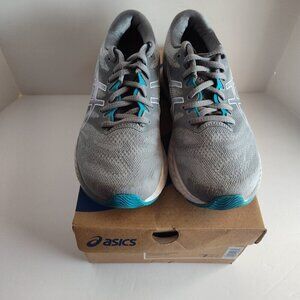 Ladies SZ 7 Asics Gel-Nimbus 23 Grey Running Sneaker